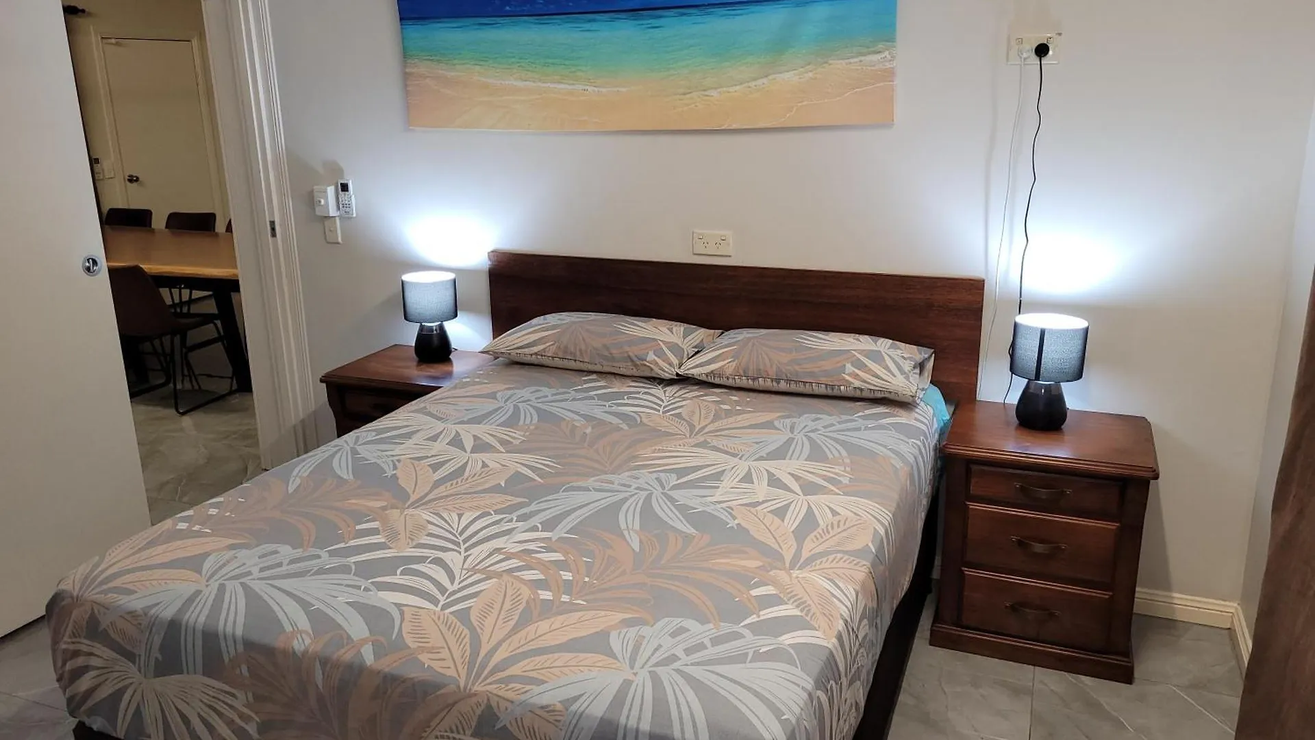 Paradise Holiday Apartments Cairns Australia